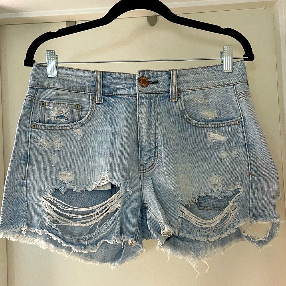 Women’s American Eagle Denim/Jean Shorts